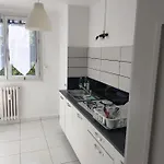 Joli Proche Metro